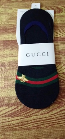 COM BO 2 ĐÔI TẤT LƯỜI GUCCI 38K