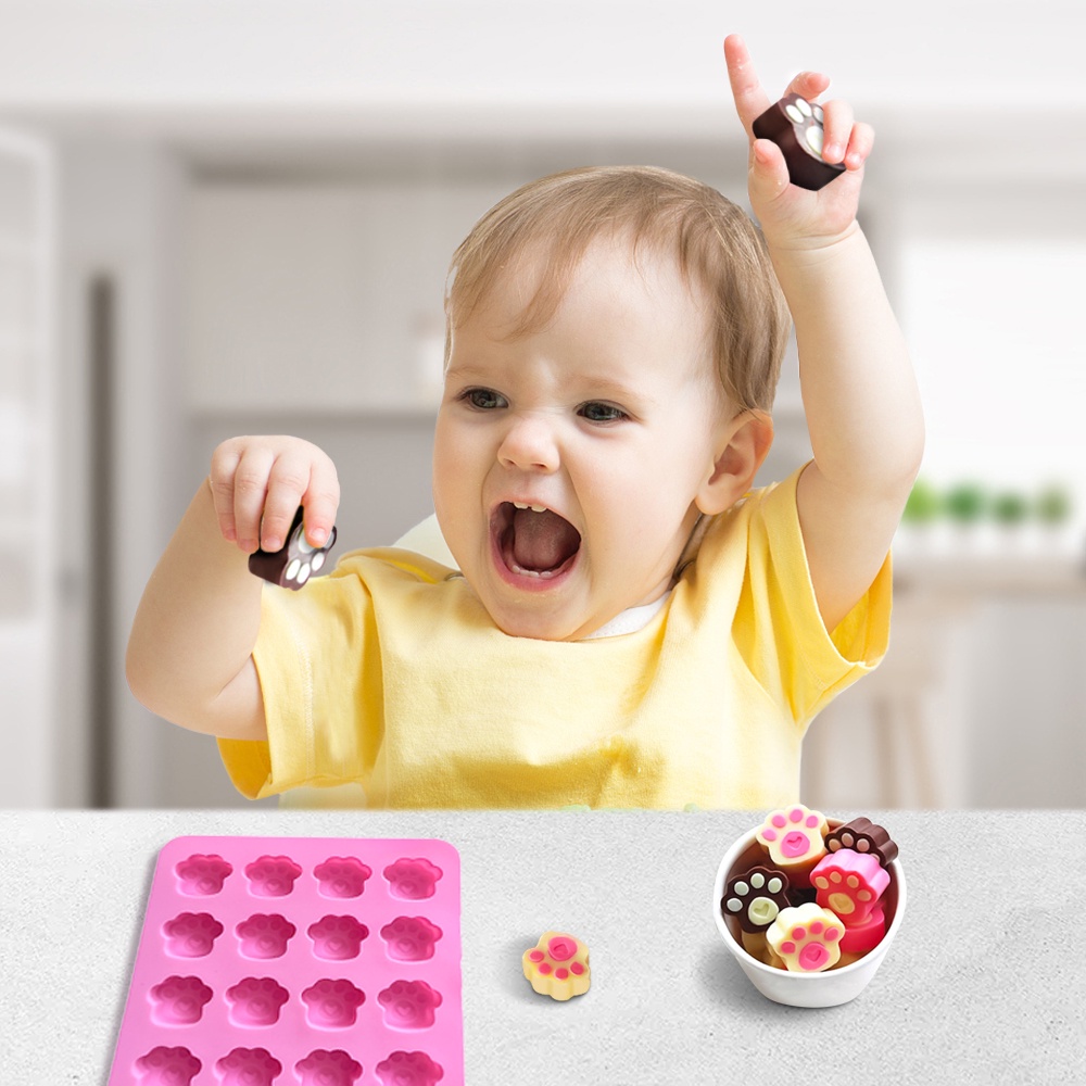 Khuôn Silicone Làm Bánh 16 Ô Hình Dấu Chân Mèo