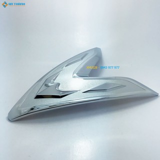 Ốp mặt nạ nhỏ dưới NVX 155 xi Crom.