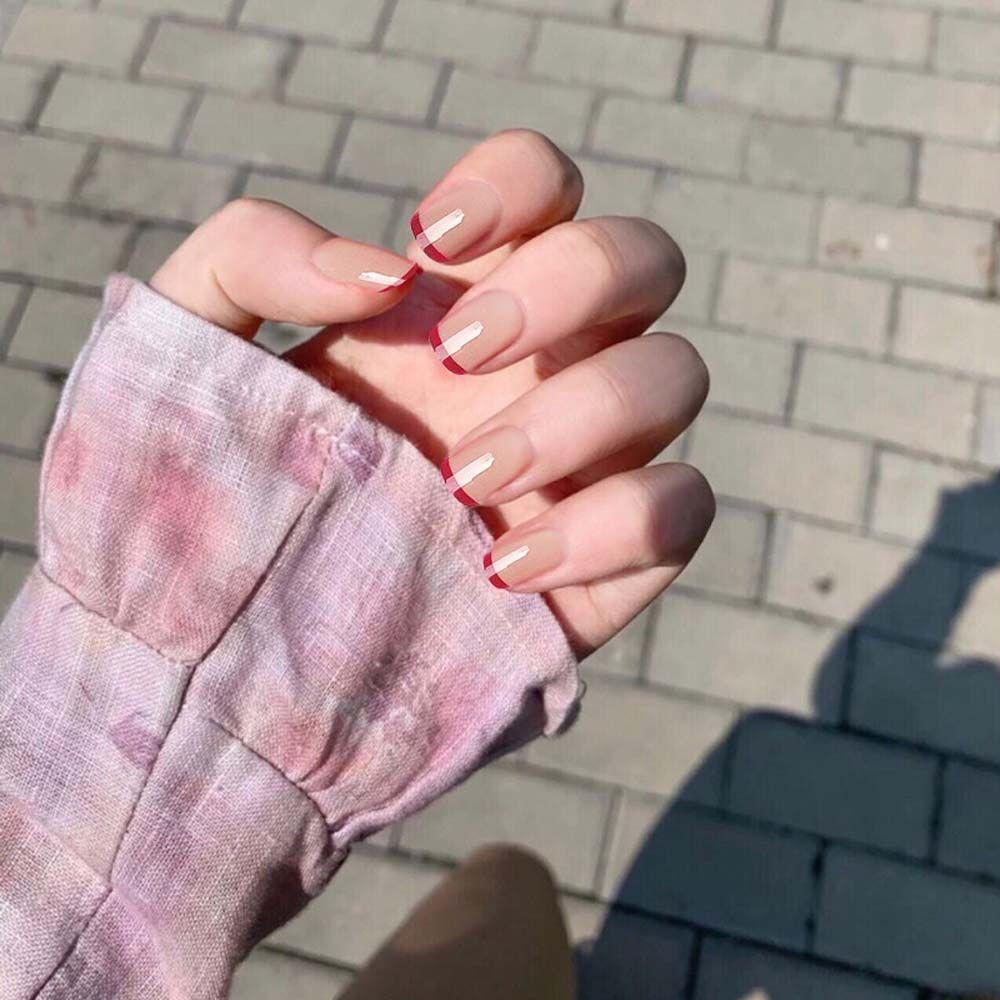 Móng Tay Giả Hình Vuông Màu Gradient Che Phủ Toàn Diện Phong Cách Pháp Độc Đáo