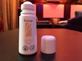 Lăn khử mùi nách  scion