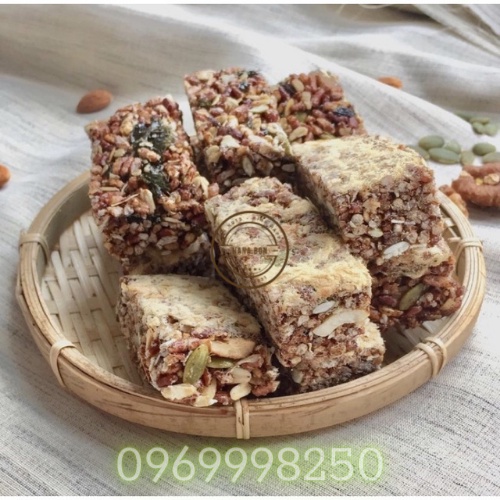 "Siêu tiết kiệm" Combo 50 Thanh gạo lứt ngũ cốc 2 vị chà bông- siêu hạt, cốm gạo lứt ăn kiêng, heathy, giảm cân