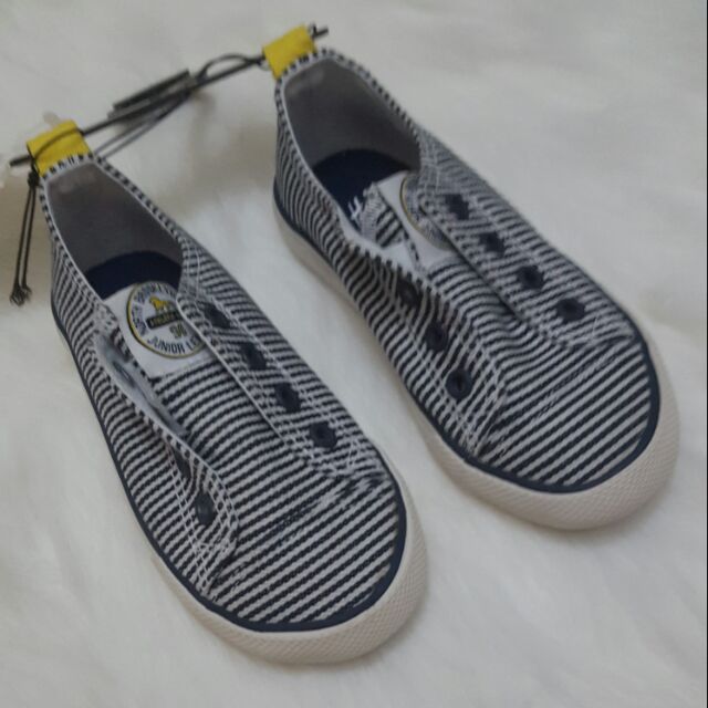 Giày kẻ HM kid size 24