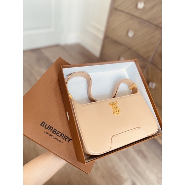 Túi kẹp nách Burberry bag HÀNG ĐÃ VỀ  Kích thước : 28 cm 4 màu fullbox