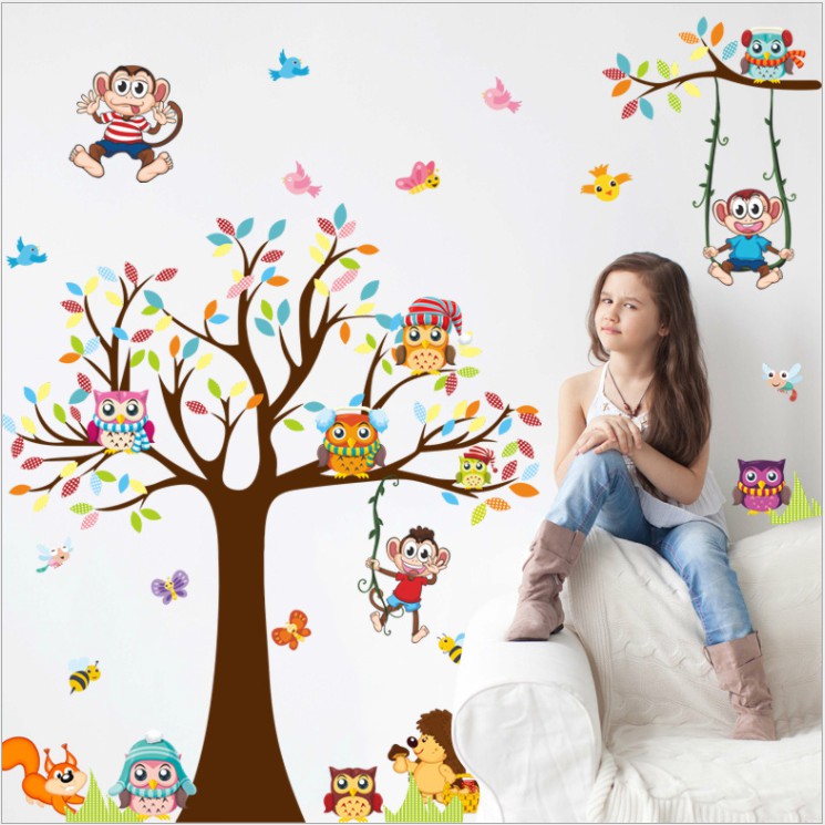 Decal trang trí tường - Cây lớn sắc màu cho bé vui chơi cùng khỉ