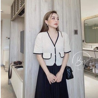 Áo kiểu viền đen vải boi lỗ