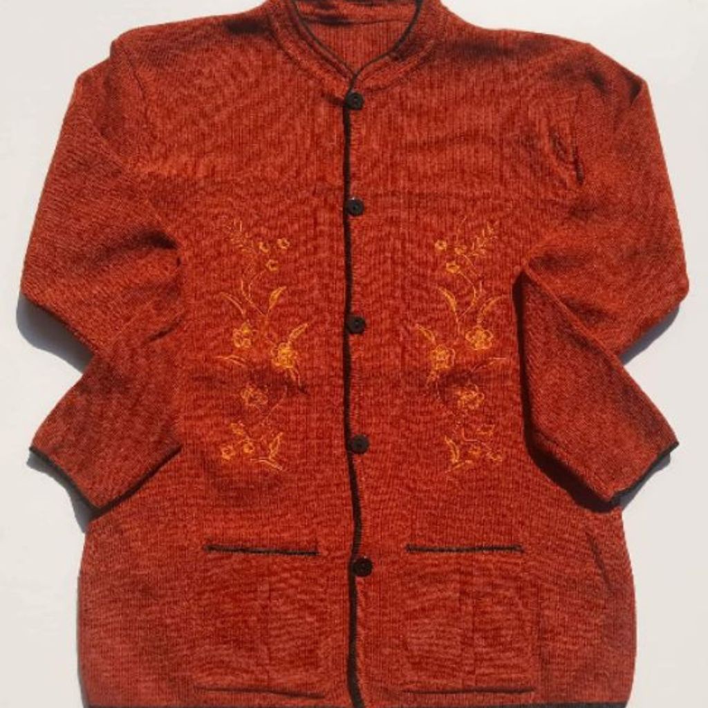 Áo Len Thêu Hoa Mai Cài Cúc Cho Bà Các Mẹ