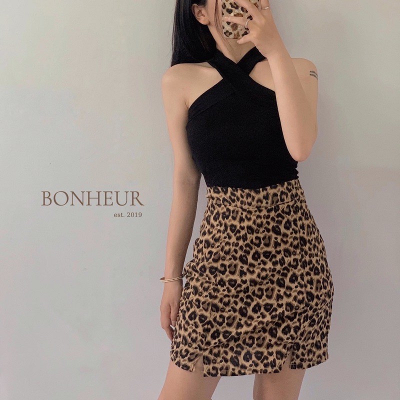 Chân Váy Hoạ Tiết Beo Xẻ Tà Ulzzang | BigBuy360 - bigbuy360.vn