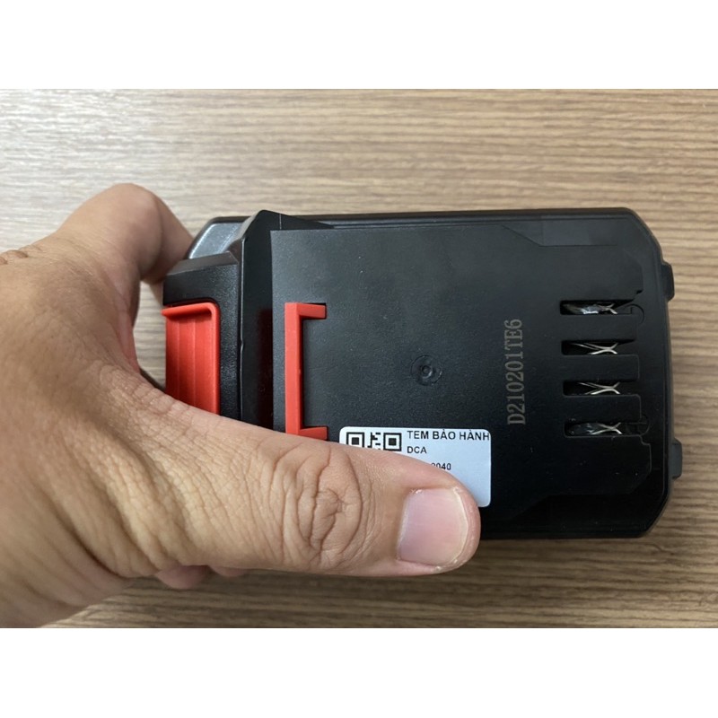 Pin 20V dung lượng 4Ah DCA FFBL2040