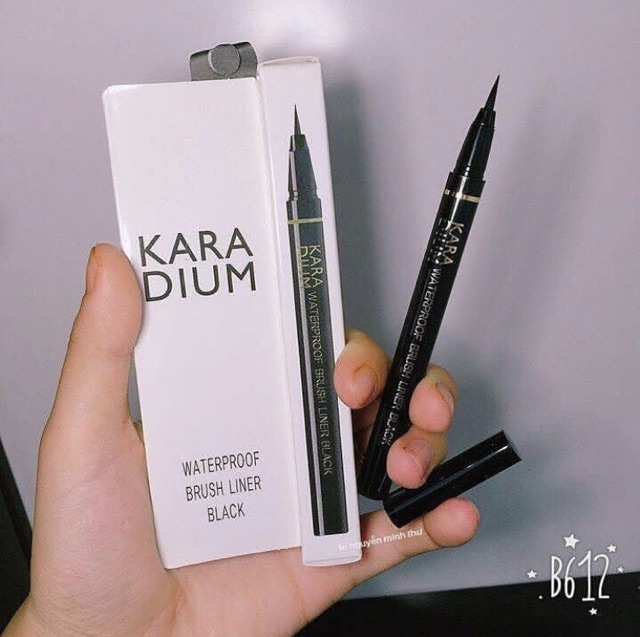 BÚT KẺ MẮT DẠ KARADIUM WATERPROOF PEN LINER