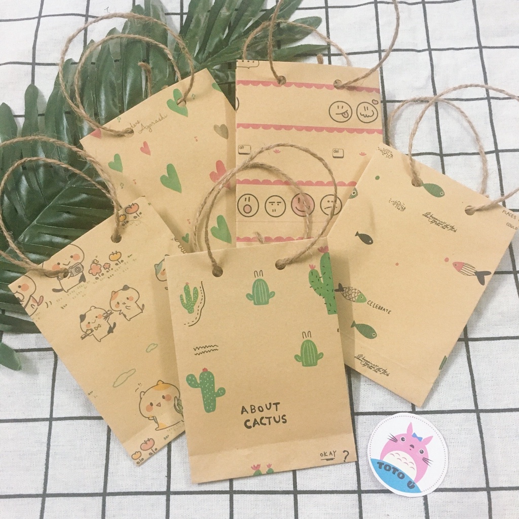 Túi giấy mini vintage kraft họa tiết có quai xinh xắn 12.5 x 9 x 3cm (mẫu ngẫu nhiên)