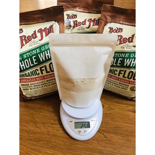 Bột mì nguyên cám hữu cơ Bob Red Mill