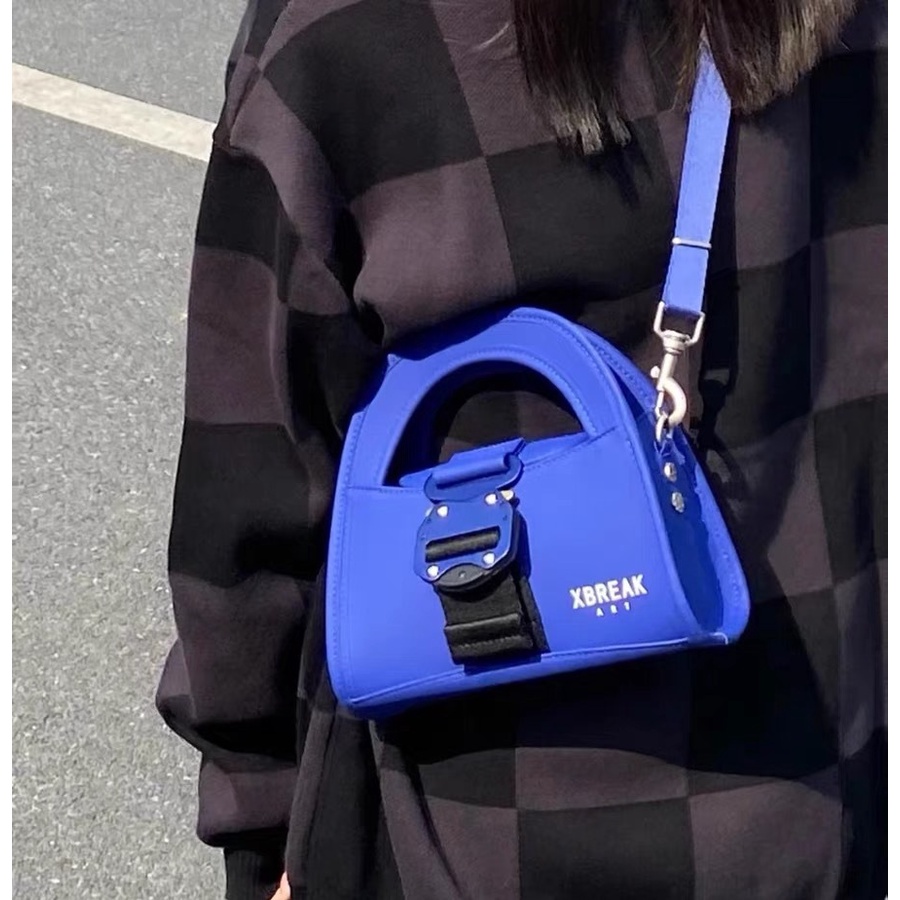 Túi Đeo Chéo Vai Hình Vuông 2022 Màu Xanh Thời Trang Đa Năng Có Khóa Cài Cho Nữ