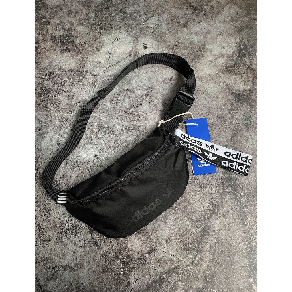 Túi bao tử đeo chéo nam nữ R.Y.V Waist bag màu đen