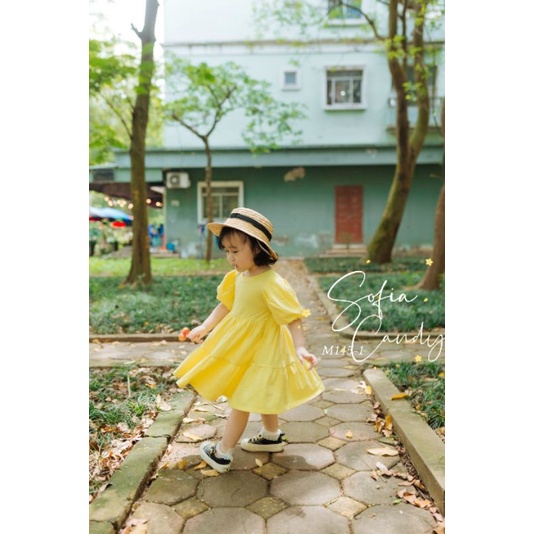 Đầm bé sofia
