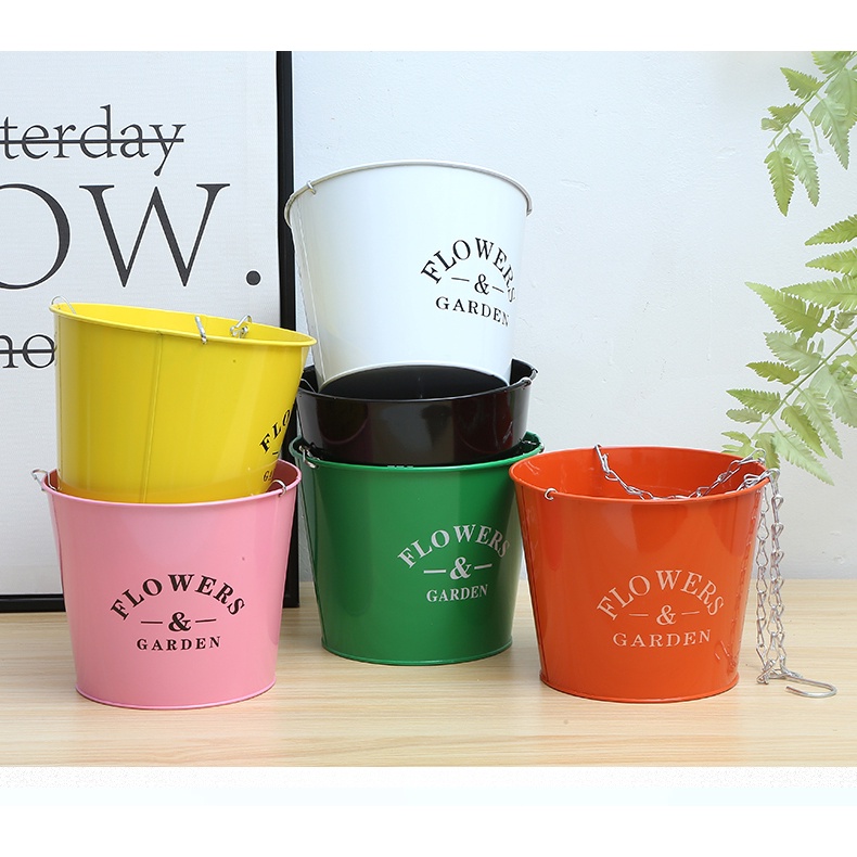 Giỏ treo hoa và chậu (xô) trồng hoa kiểu decor cực đẹp, mẫu vintage cho vườn nhà bạn