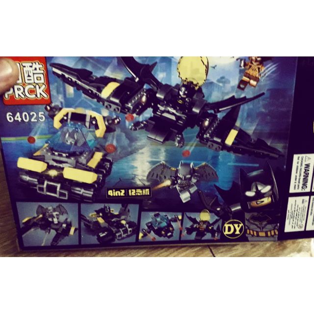 Lắp ráp 1 hộp LegoBatman 64025 có 90 chi tiết bằng nhựa