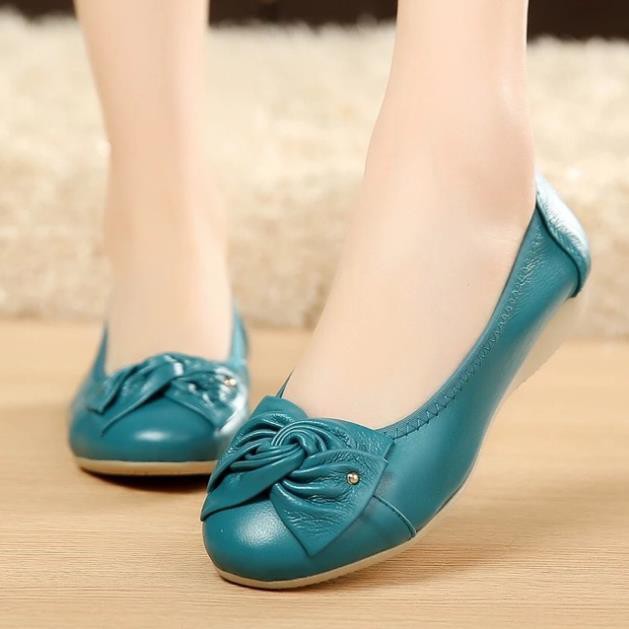 Giày búp bê nữ trung niên