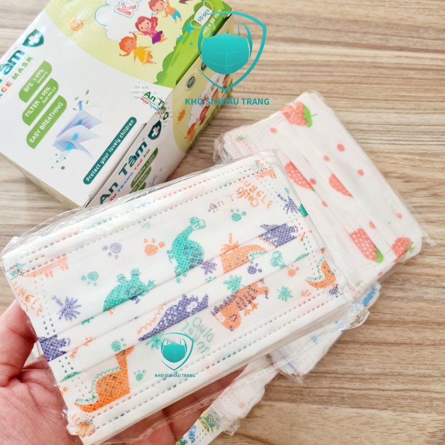 Khẩu trang y tế bé An Tâm 3 lớp kháng khuẩn hộp 50 cái mix hình ngẫu nhiên