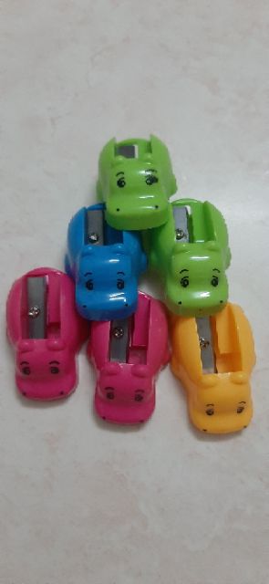Gọt bút chì cho bé
