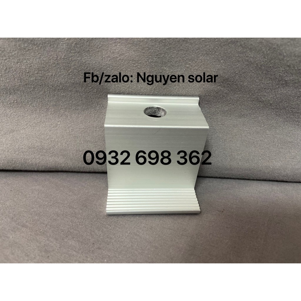 Pát Kẹp Cuối Tấm Pin Năng Lượng Mặt Trời Sân Vườn_Nhôm NK_Bát Kẹp Biên_Kẹp Z Solar _Kích Thước 35-40 mm