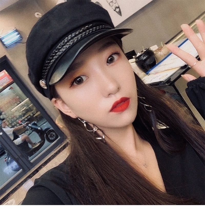 Mũ beret màu xanh dương phong cách quân đội cho nữ