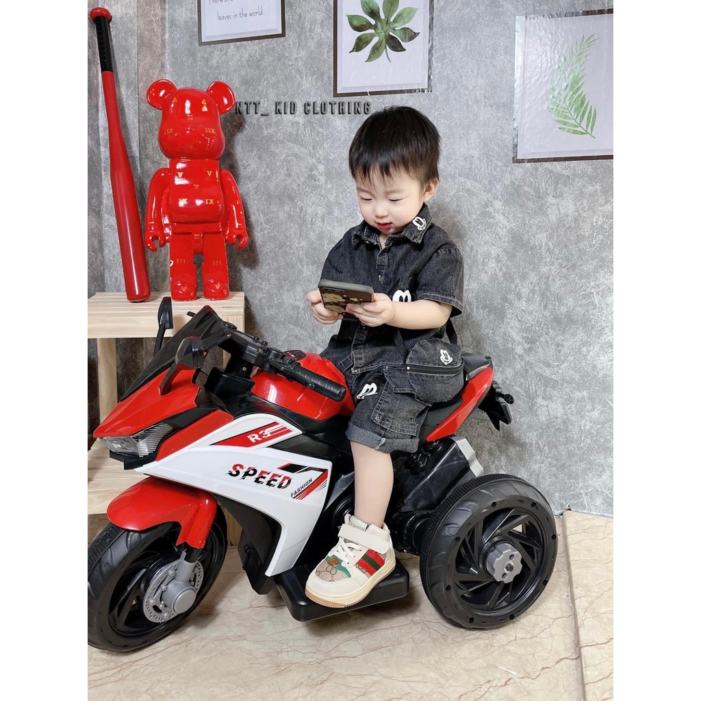 Set Jean 3 chi tiết  cho bé trai 20-30kg