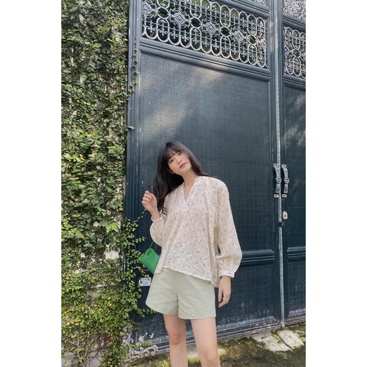 Áo kiểu tay dài cổ tim JULIA TOP