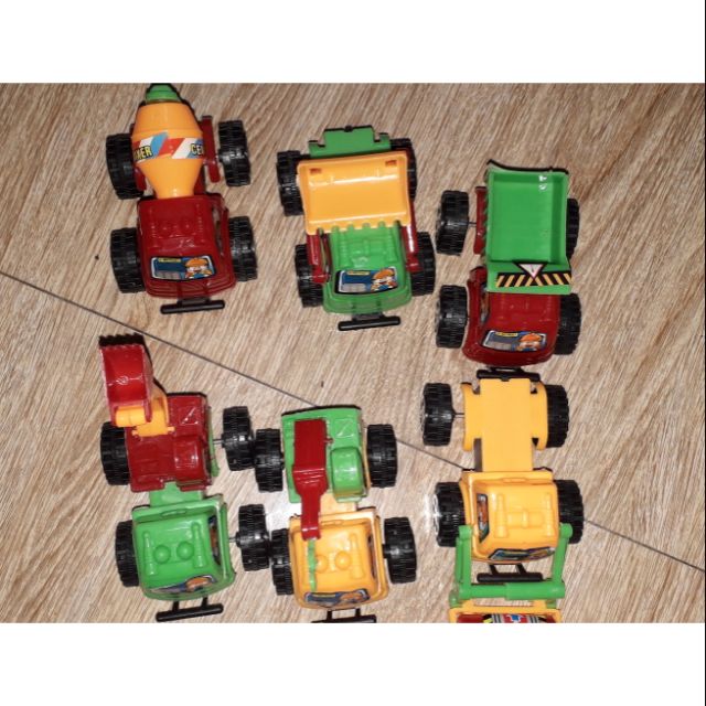 Set 6 xe mô hình xe công trình bằng nhựa chạy chớn