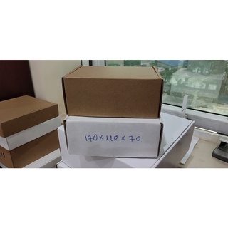Hộp carton AD 17x12x7 hộp carton nắp cài