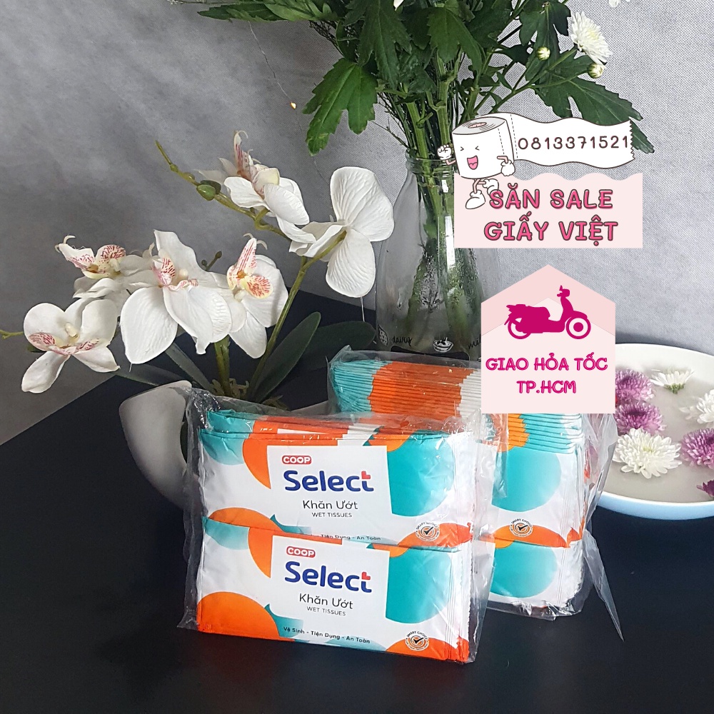 50 Gói Khăn Ướt Tiện Lợi Coop Select từ Vải Không Dệt, An Toàn, Tiện Lợi