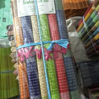 Mành tre khăn trải bàn