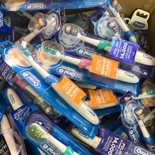 Bàn chải đánh răng pin Oral-B nội địa mỹ