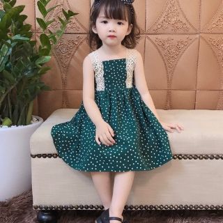 Váy  chấm bi hai dây cho bé