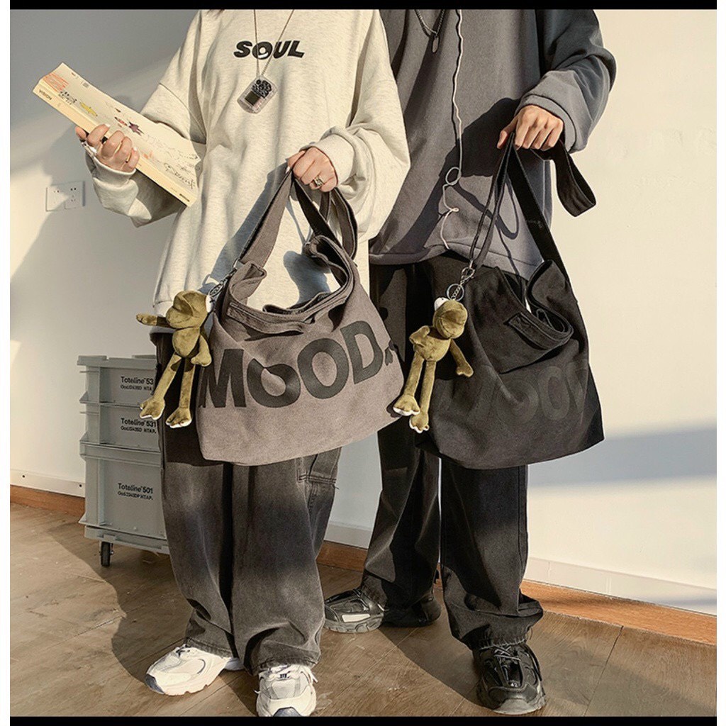 TÚI CANVAS ĐEO VAI ĐEO CHÉO ĐI HỌC NAM NỮ MOOD MÀU NÂU MÀU ĐEN CỰC NGẦU PHONG CÁCH NITIQC HOT HIT MỌI CUỘC CHƠI