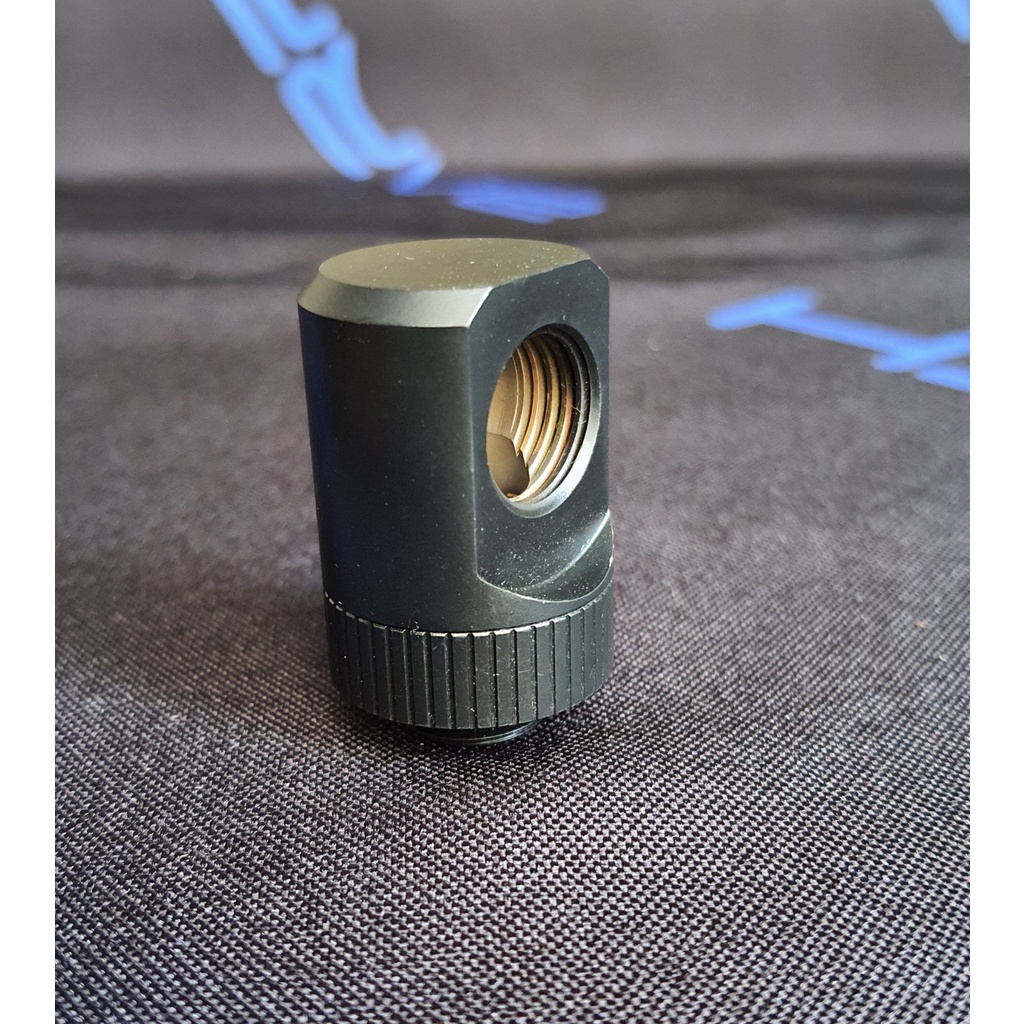 Tản nhiệt nước custom Fitting Quantum Torque mầu đen