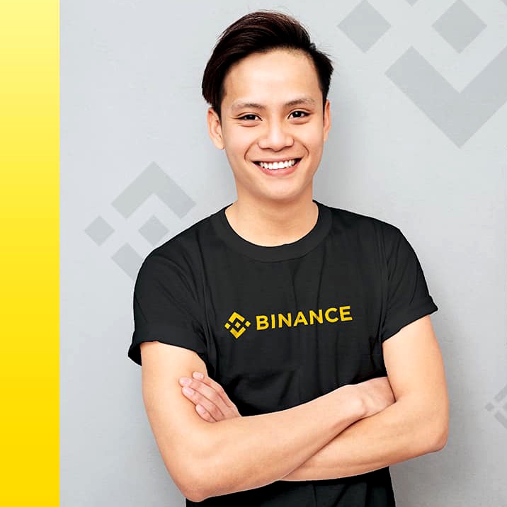Áo thun Binance 2 màu đen, trắng