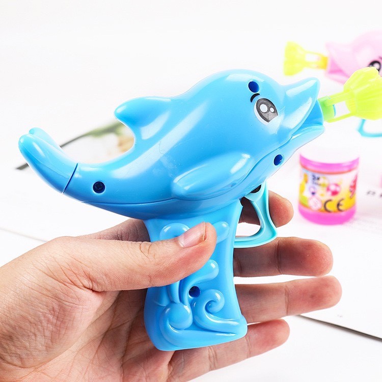 Súng bắn bong bóng xà phòng hình Cá Heo 12cm không cần pin