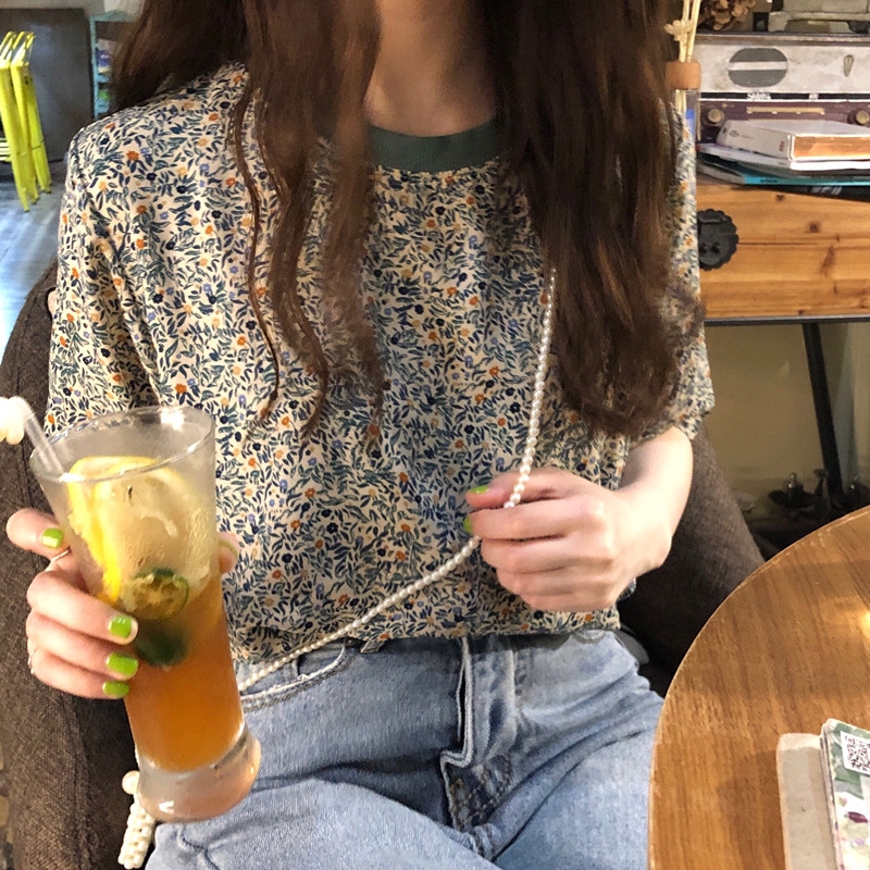 Áo thun ngắn tay in họa tiết hoa đơn giản phong cách Hàn Quốc cho nữ | BigBuy360 - bigbuy360.vn