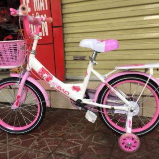 XE ĐẠP KHUNG SẮT VÀNH SẮT CHO BÉ GÁI.
