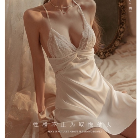 Váy ngủ lụa 2 dây đẹp sexy gợi cảm quyến rũ NA700