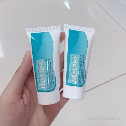 Kem bôi nứt gót châŋ làm mềm da HEELSPA Foot Care Cream