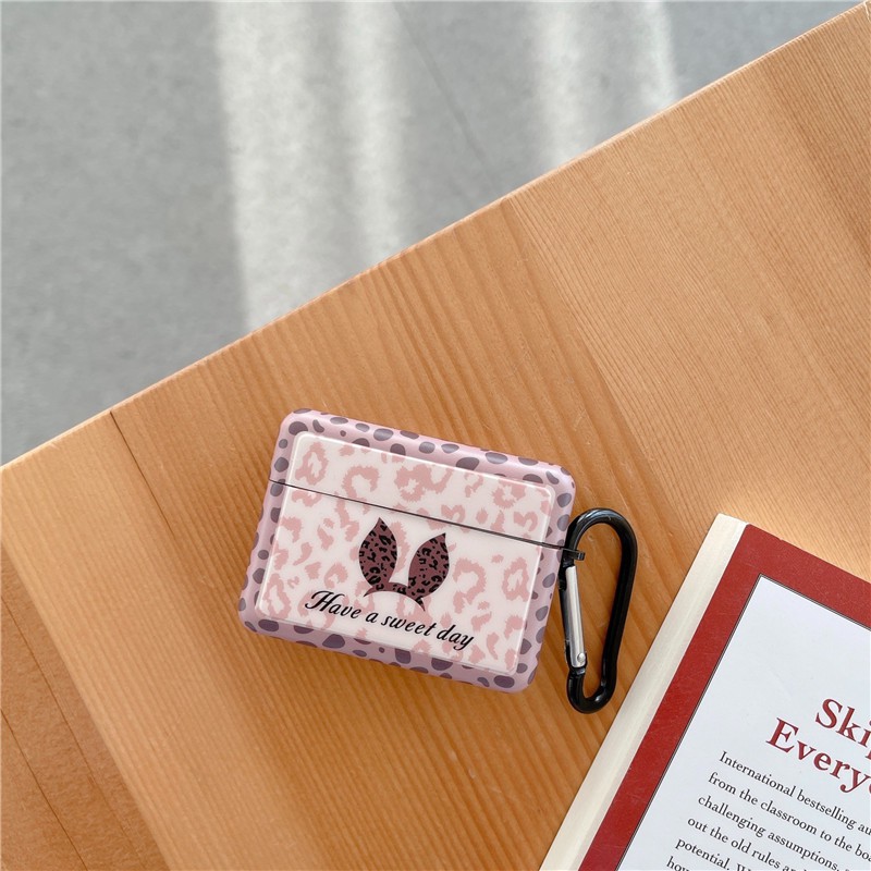 Vỏ bảo vệ hộp sạc tai nghe iPhone AirPods Pro AirPods 1 AirPods 2 màu hồng dễ thương | BigBuy360 - bigbuy360.vn