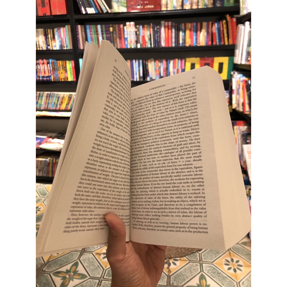 Sách - Capital by Karl Marx