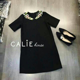 Váy zara cổ thêu hoa