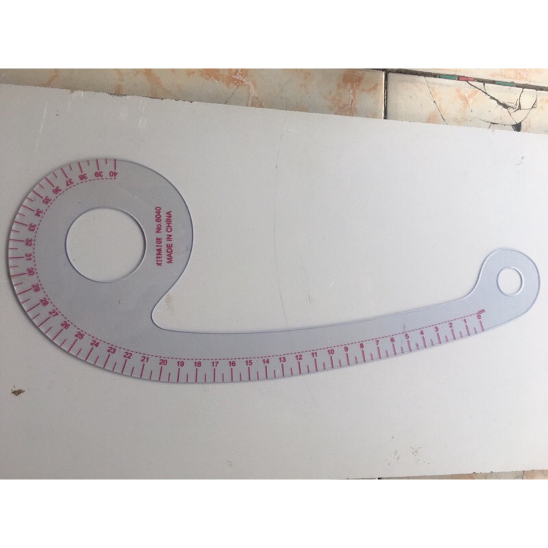 Thước vẻ đường cong mã 6040