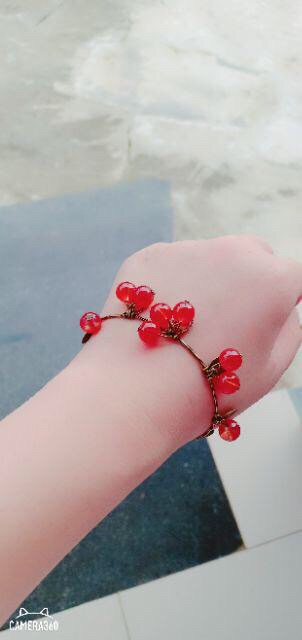 Vòng tay lắc tay cherry đá