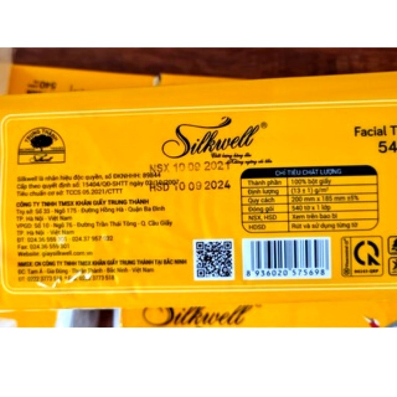 Giấy ăn rút gấu trúc SILKWELL than tre 3 lớp 120 tờ/gói