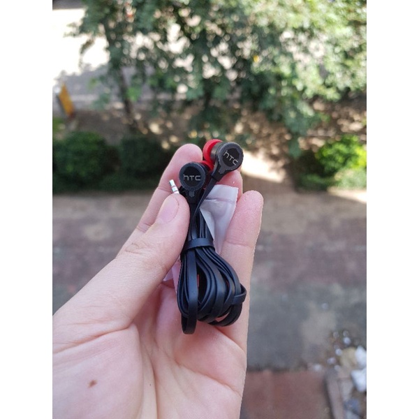 Tai nghe HTC One Max 301 Bass siêu hay, chơi game và nghe nhạc cực chất lượng