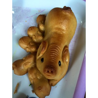 Bánh trung thu đàn heo